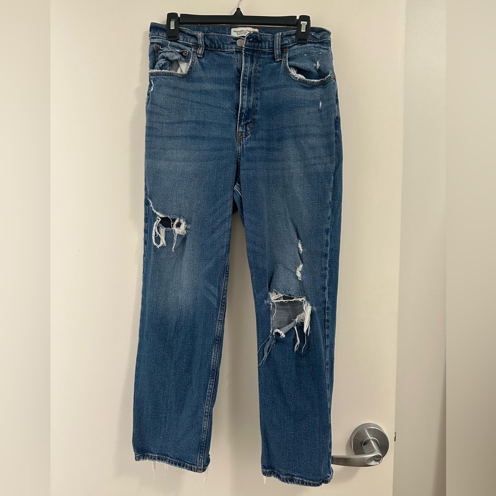 Abercrombie Ultra High Rise Ankle Jeans